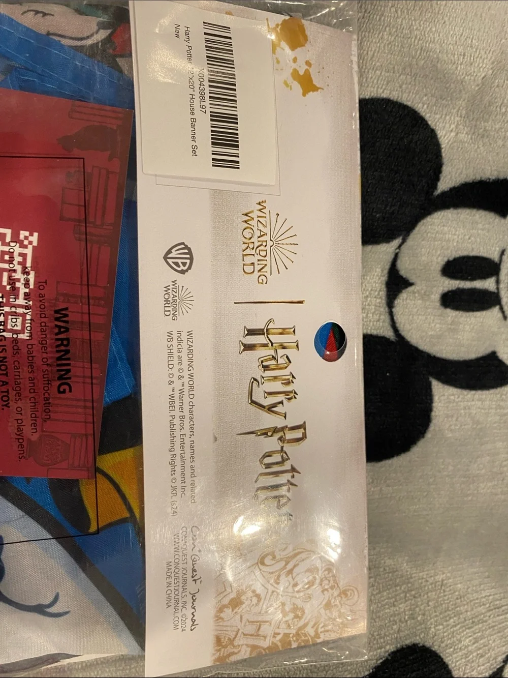 Harry Potter Hogwarts House Banners - Official Wizarding World Set (Multi Color)